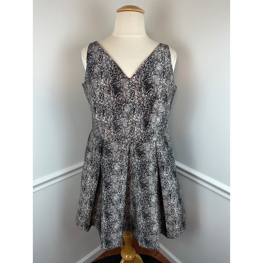 ELOQUII Sleeveless Black, Beige and Hot Pink Fit & Flare Dress NWT | Size 20W